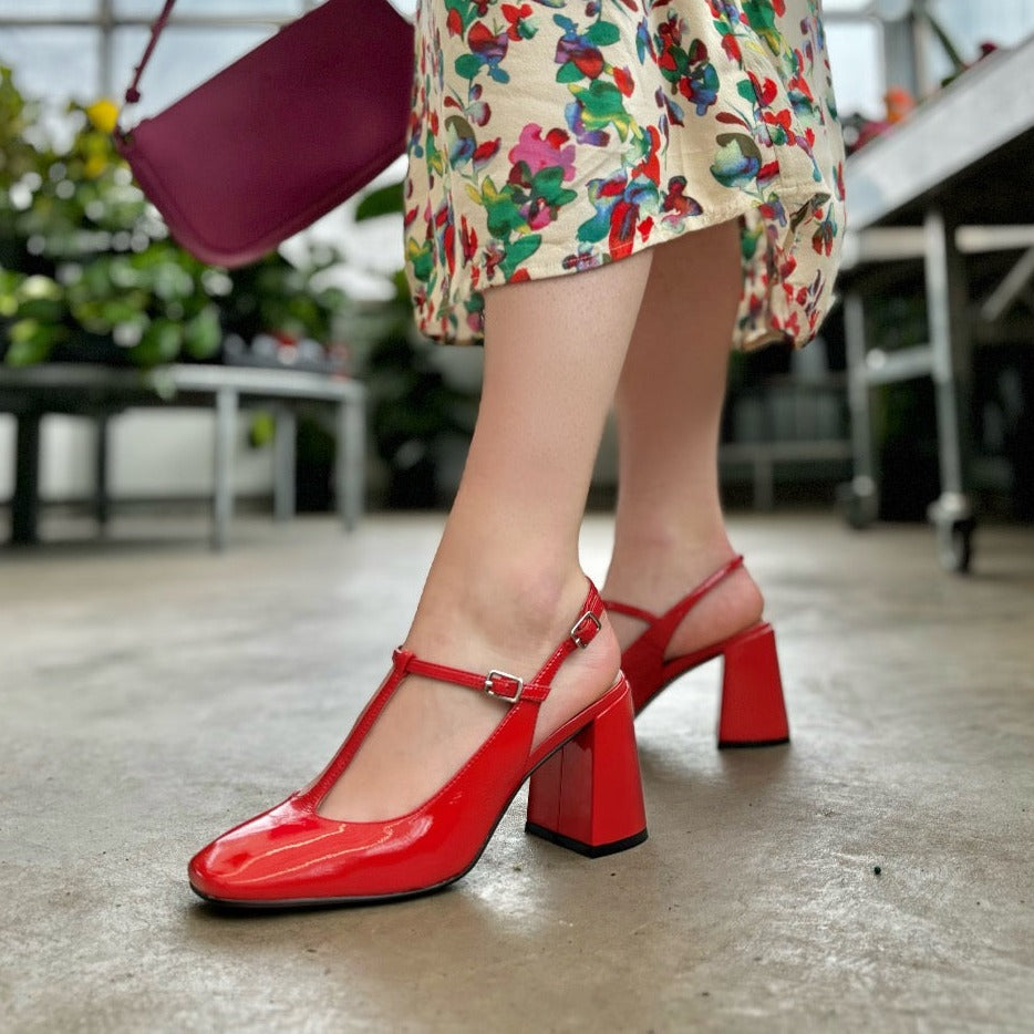 BIBI LOU - MIGNON MARY-JANE PUMP IN RED PATENT LEATHER