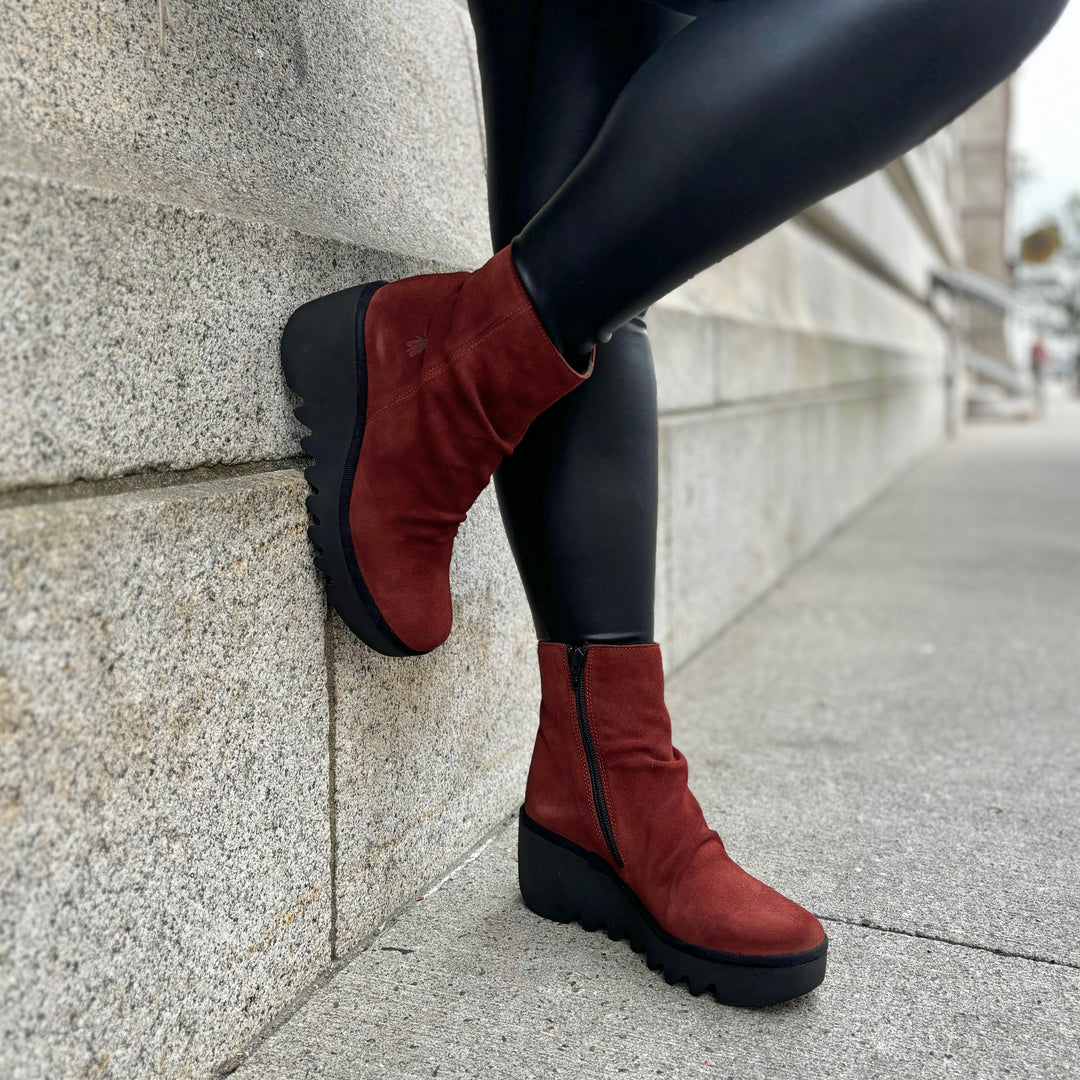 FLY LONDON - BAAN538FLY BOOT IN OXBLOOD SUEDE