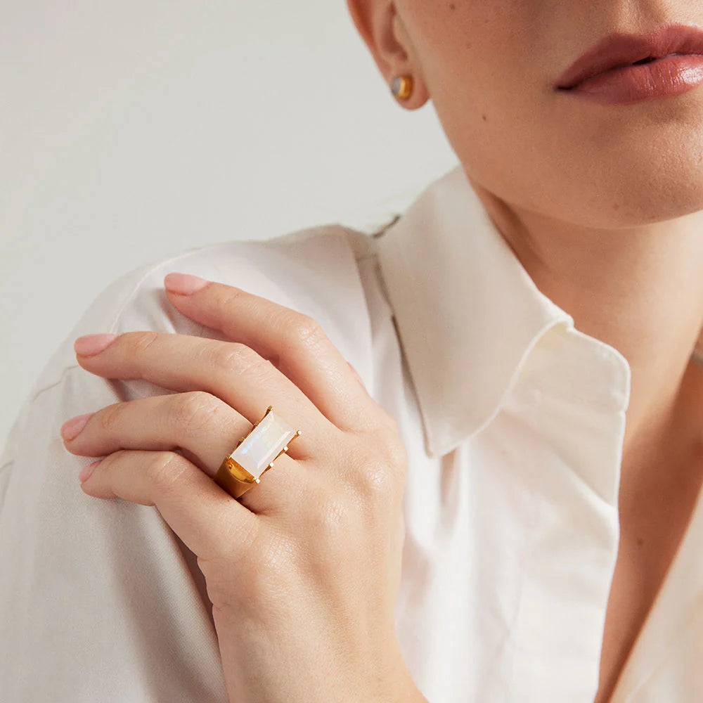 DEAN DAVIDSON - MINI CASTLE RING IN MOONSTONE/GOLD