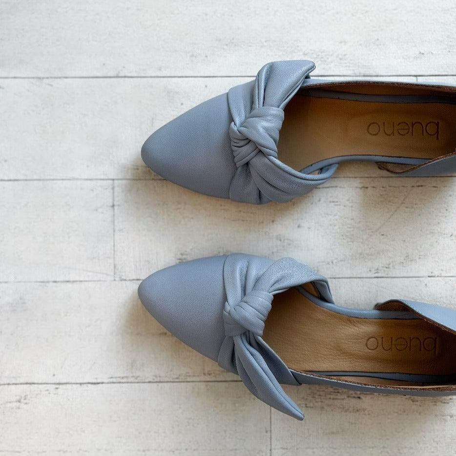 BUENO - IVORY FLAT IN POWDER BLUE LEATHER