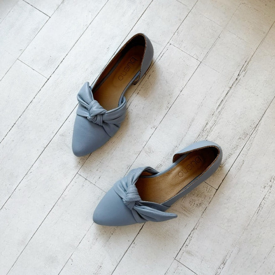 BUENO - IVORY FLAT IN POWDER BLUE LEATHER