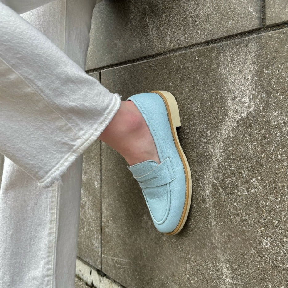 ATELIERS - TOLEDO LOAFER IN BABY BLUE LEATHER