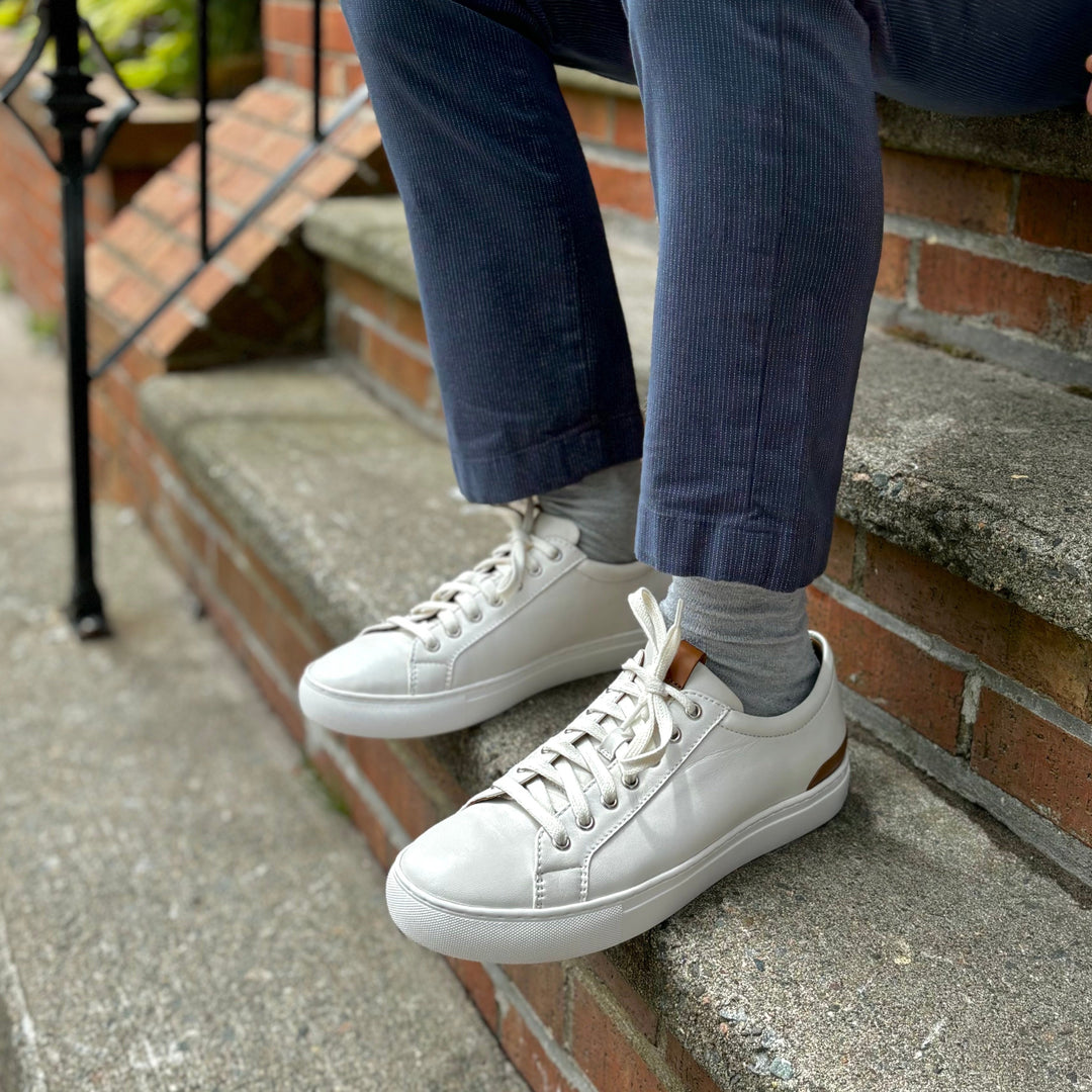 JOHNSTON & MURPHY - BANKS SNEAKER IN WHITE LEATHER