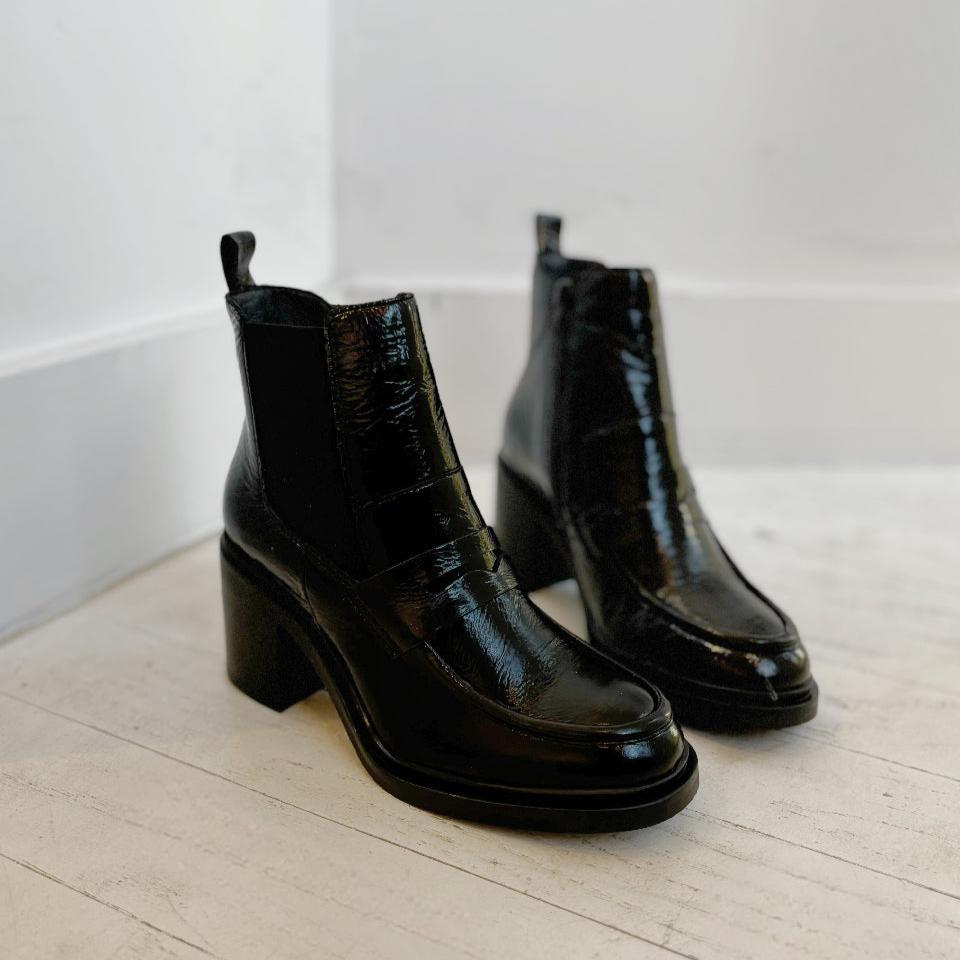 MIZ MOOZ - DORRIAN LOAFER BOOT IN BLACK PATENT LEATHER