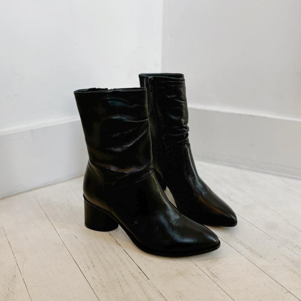 MIZ MOOZ - JORDYN BOOT IN BLACK LEATHER