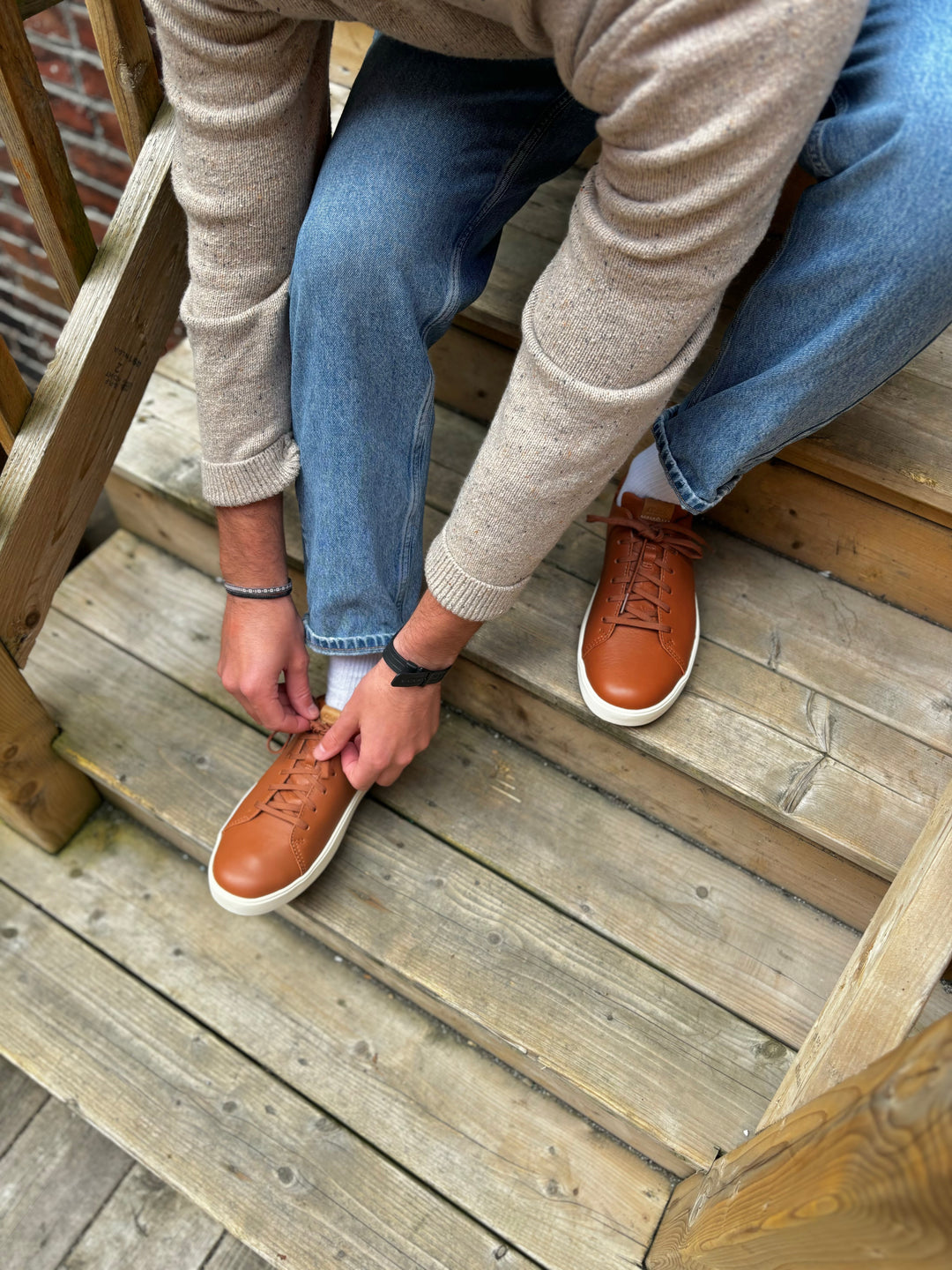 OLUKAI - LAE'AHI LI'ILI SNEAKER IN KUKUI BROWN LEATHER