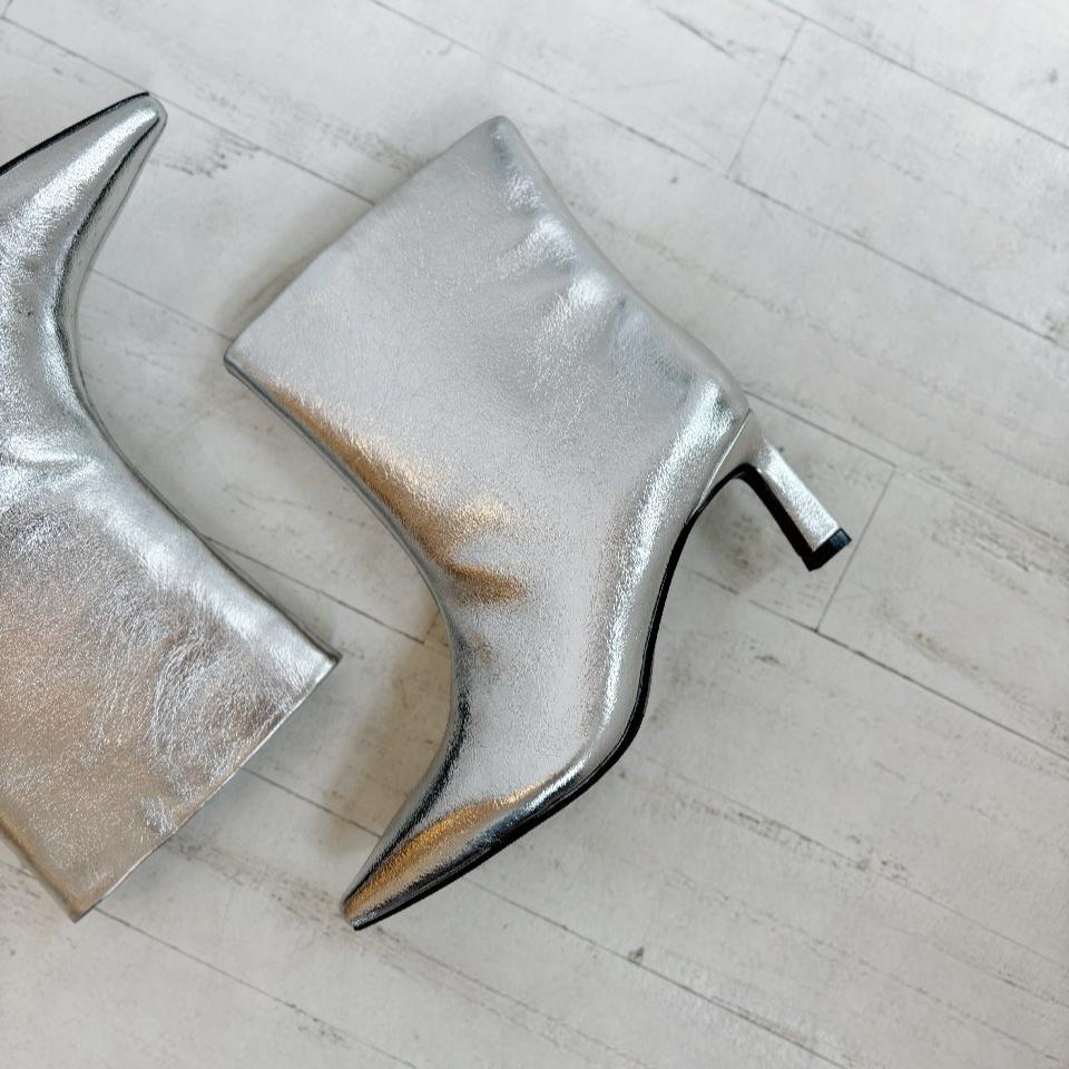 STEVE MADDEN - DELIGHT BOOTIE IN SILVER SYNTHETIC LEATHER