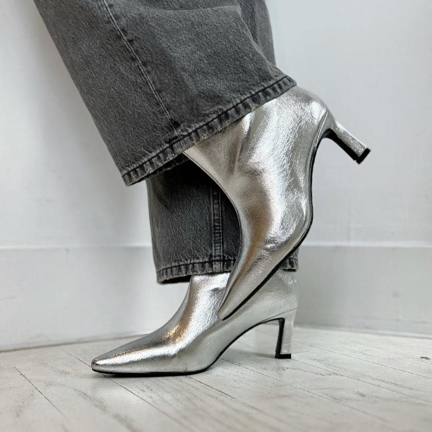 STEVE MADDEN - DELIGHT BOOTIE IN SILVER SYNTHETIC LEATHER