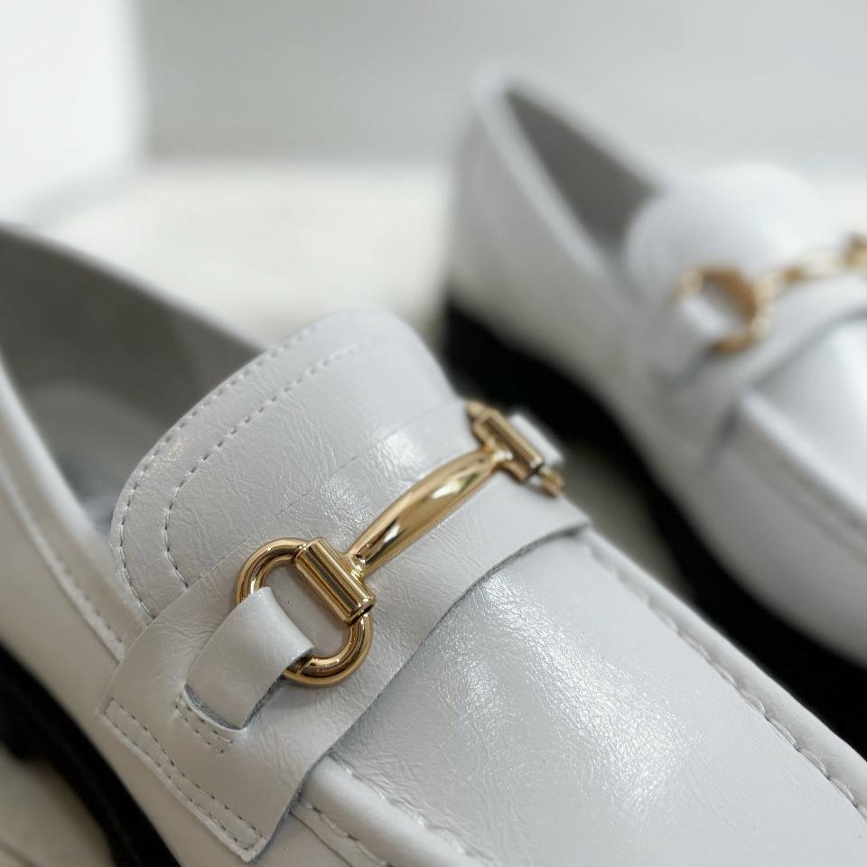 STEVE MADDEN - MISTOR LOAFER IN WHITE LEATHER