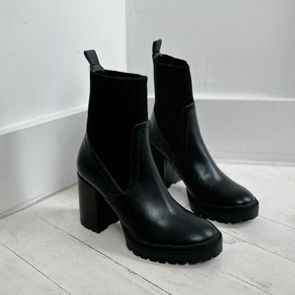 STEVE MADDEN - SAHLY BOOT IN BLACK SYNTHETIC LEATHER