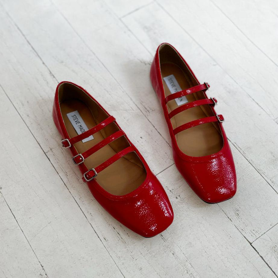 STEVEN MADDEN - STOIC MARY-JANE FLAT IN RED PATENT SYNTHETIC LEATHER