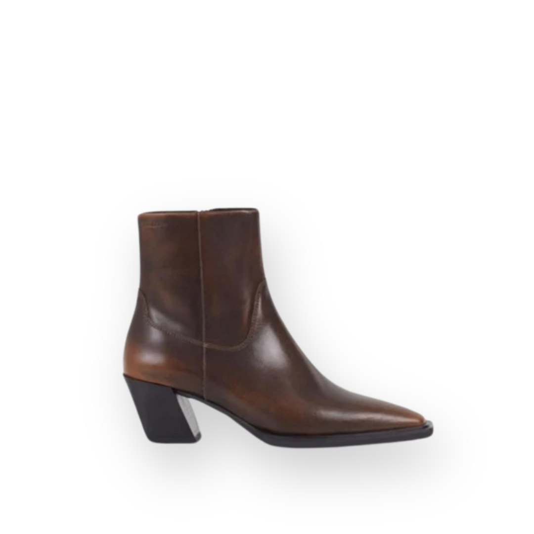 VAGABOND SHOEMAKERS- ALINA BOOTIE IN BROWN LEATHER