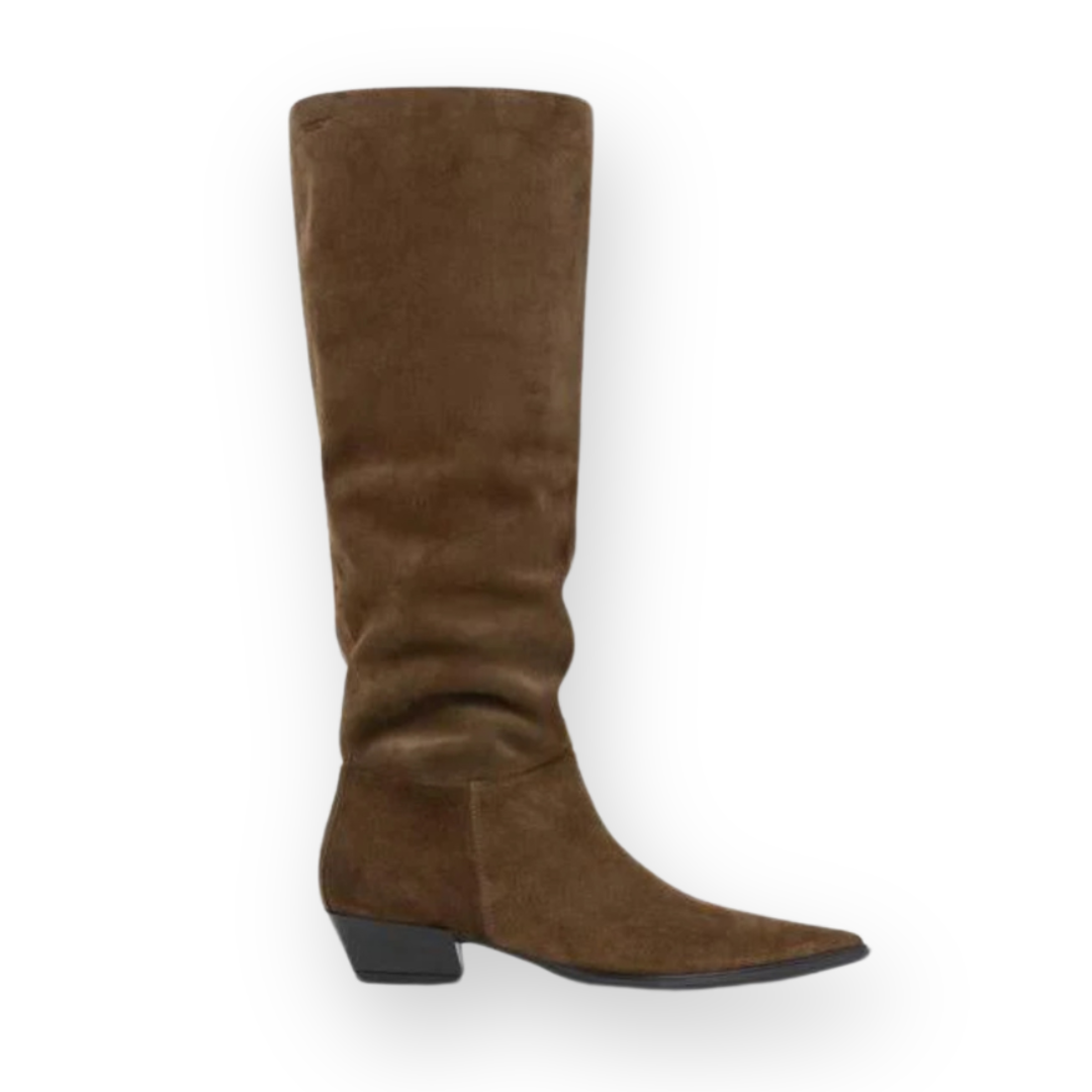 VAGABOND SHOEMAKERS - CASSIE TALL BOOT IN MOCCA BROWN SUEDE LEATHER