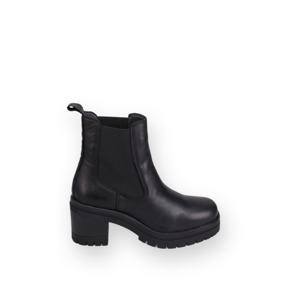 MIZ MOOZ - RITZY BOOT IN BLACK VINTAGE LEATHER