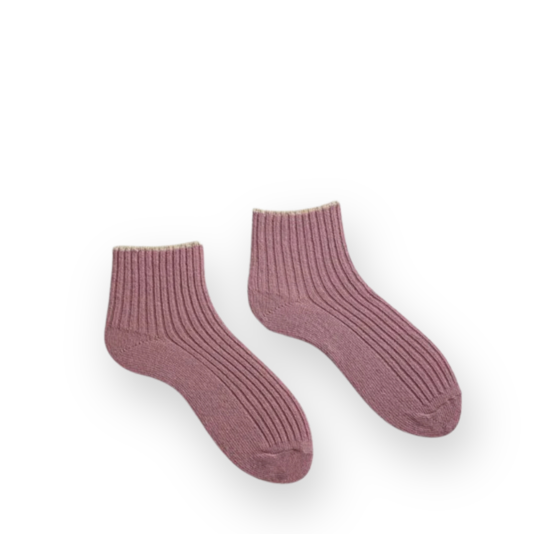 LISA B. - WOMEN'S TIPPED RIB WOOL SHORTIE SOCK IN ROSEWOOD CASHMERE