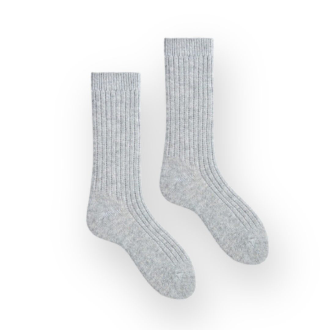 LISA B. - WOMEN'S SOLID RIBBED WOOL CREW SOCK IN LIGHT GREY HEATHER CASHMERE