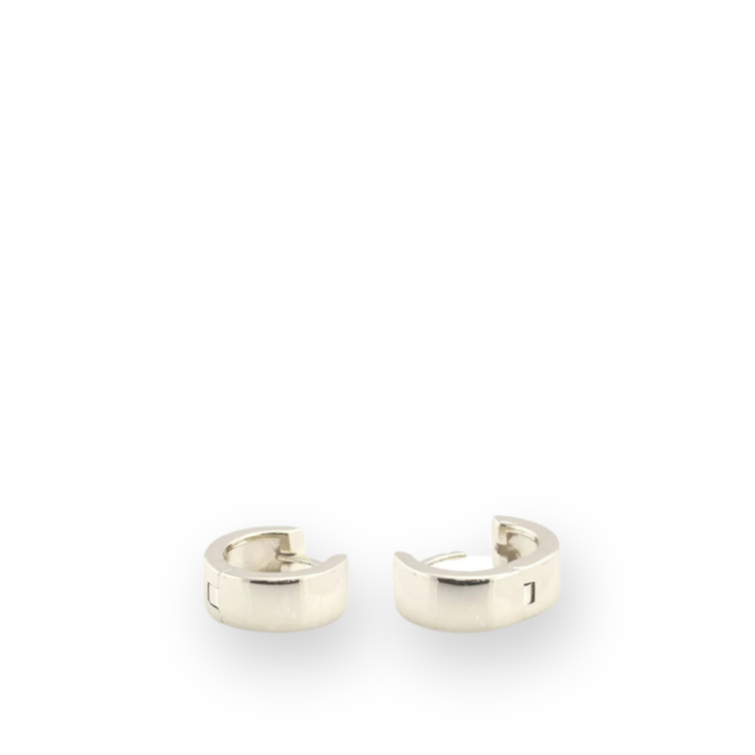 KRIS NATIONS - WIDE HINGED HUGGIE HOOP EARRINGS IN SILVER