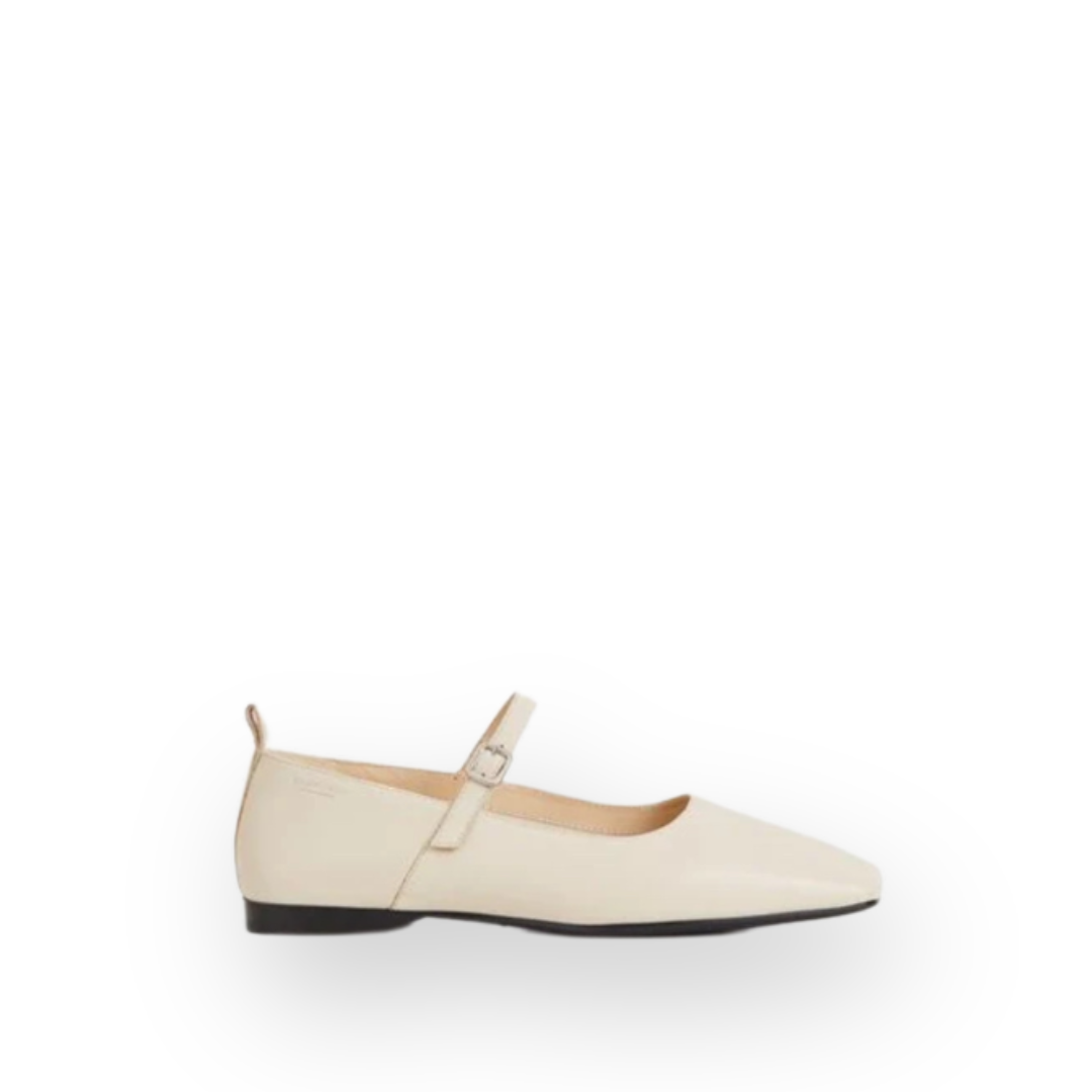 VAGABOND SHOEMAKERS - DELIA MARY-JANE FLAT IN OFF WHITE LEATHER