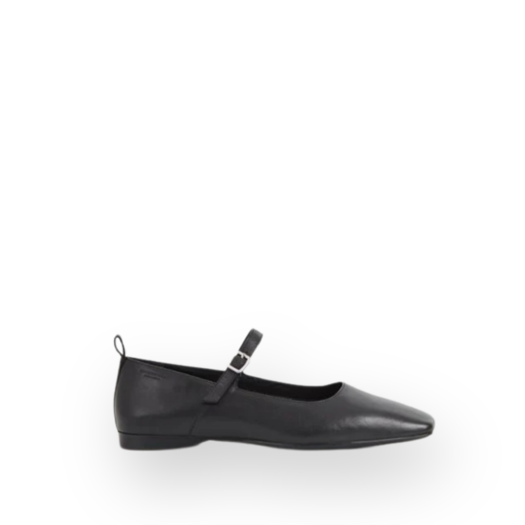 VAGABOND SHOEMAKERS - DELIA MARY-JANE FLAT IN BLACK LEATHER