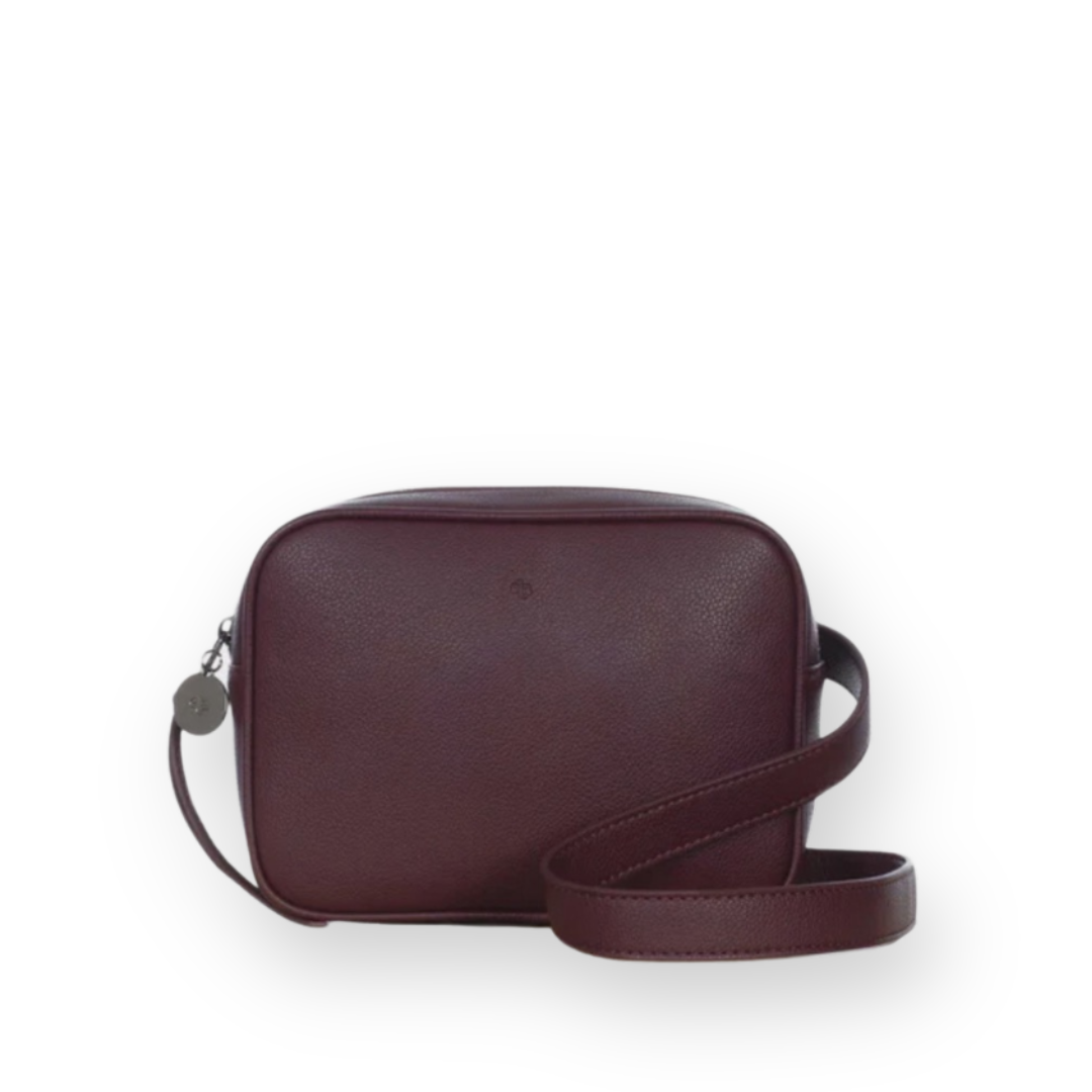 ELA HANDBAGS - BELT BAG IN MERLOT PEBBLED VEGAN LEATHER