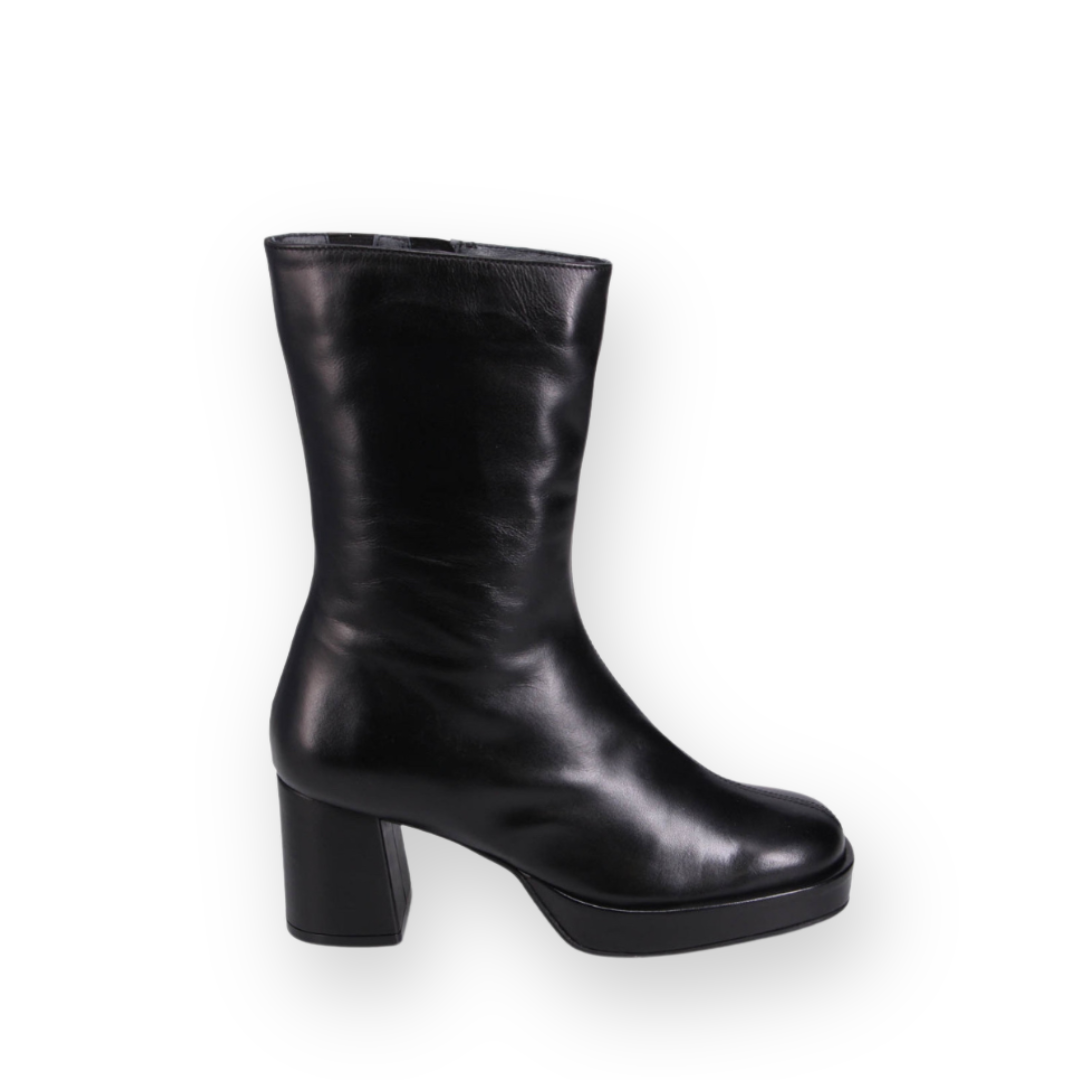 MIZ MOOZ - PENNER BOOT IN BLACK LEATHER