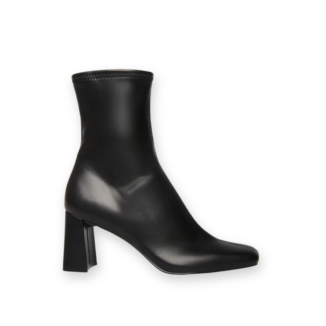 STEVE MADDEN - HUSH BOOTIE IN BLACK SYNTHETIC LEATHER