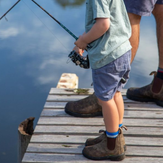 BLUNDSTONE - 565 KIDS BOOT IN RUSTIC BROWN NUBUCK